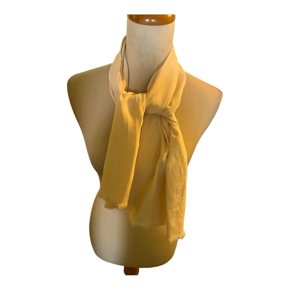 Saks Fifth Ave silk scarf - Picture 4 of 10